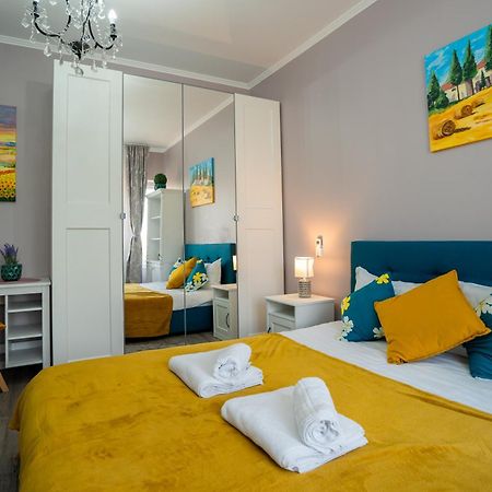 Chic Studio Old City Center - Ivo19 Bucharest Luaran gambar