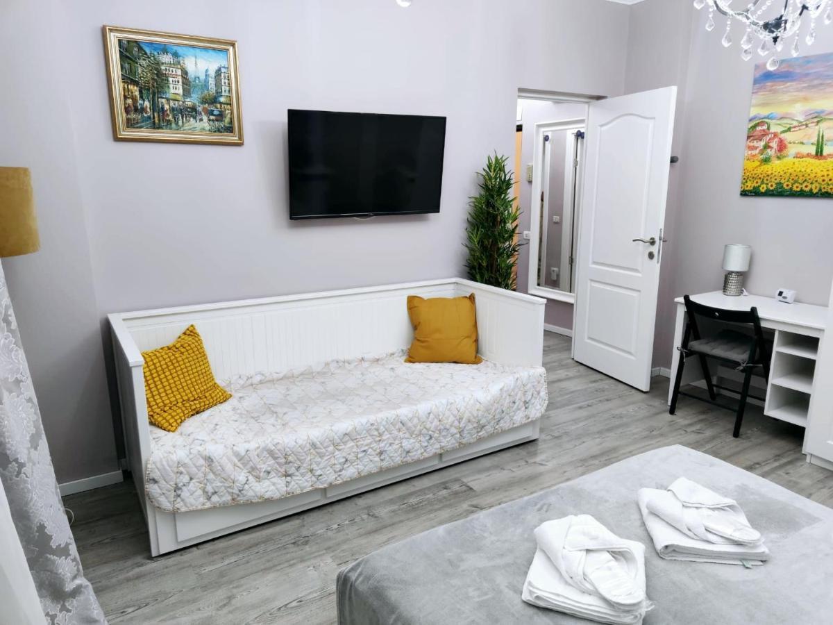 Chic Studio Old City Center - Ivo19 Bucharest Luaran gambar