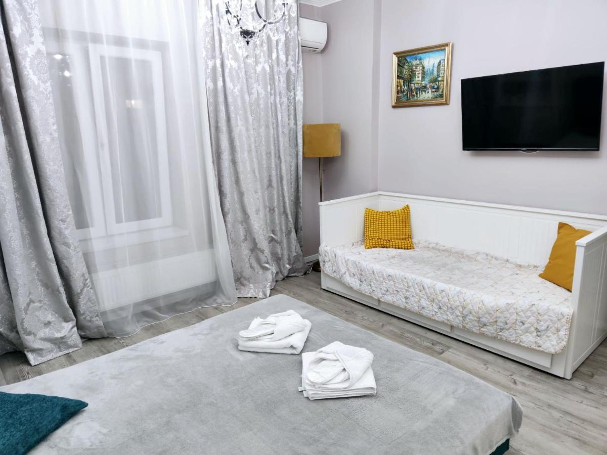 Chic Studio Old City Center - Ivo19 Bucharest Luaran gambar