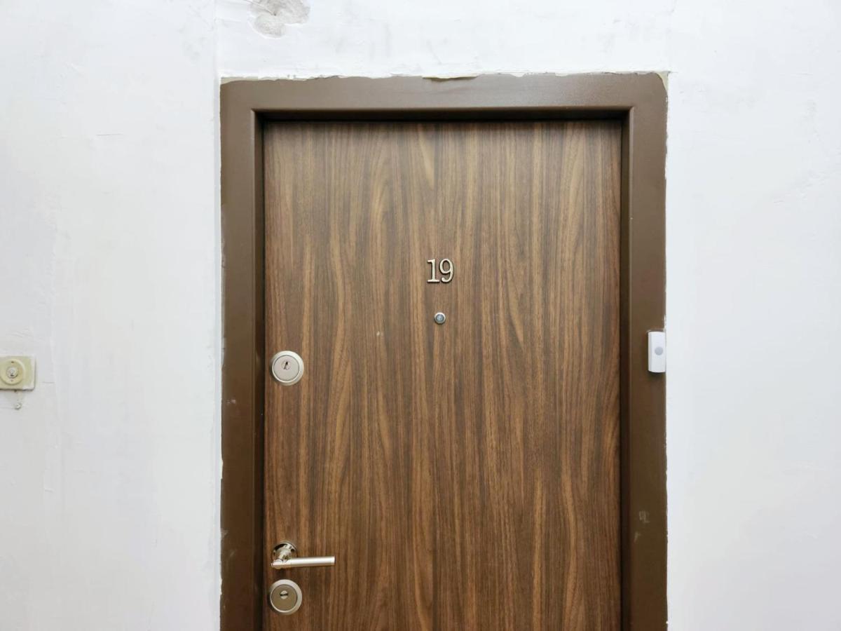 Chic Studio Old City Center - Ivo19 Bucharest Luaran gambar