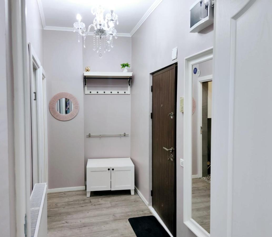 Chic Studio Old City Center - Ivo19 Bucharest Luaran gambar