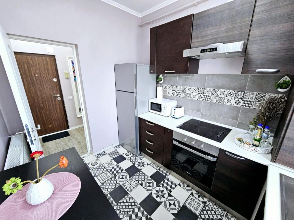 Chic Studio Old City Center - Ivo19 Bucharest Luaran gambar